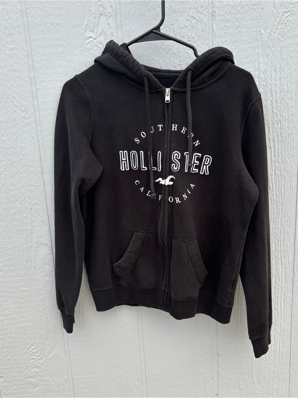 Hollister women’s Black Zip-Up Hoodie Jacket